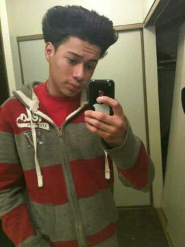 Obey_thiz_nuts's profile picture. Aubree n Nini 12.18.11