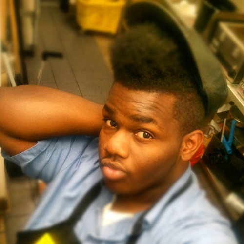 ok to start off if you realli kno me den u kno yytrell gradi is not my name...and if u dnt kno me den well idk wat to tell ya