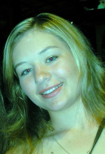 s42944467's profile picture. I'm a UQ journalism / biomed student who is also a scuba diver, swim teacher, dancer and photographer. Bit of a random character really.