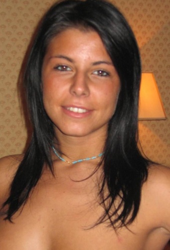definately lookin 4 fwb. really wanna meet someone in my area. so please contact me if you live nearby me.