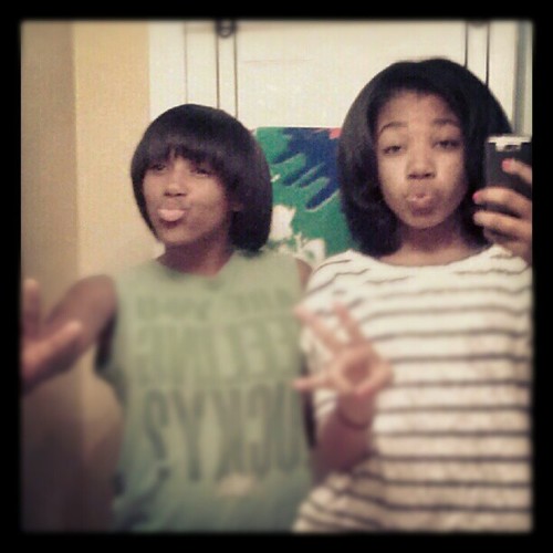 Follow Me , So Uu Can Fwm && i'll Follow Back F_ck All That Othaa Sh_t :)) Oh && Follow Me On Instaaaagram @_BeautyCalls :))