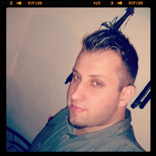 Rico_ilustra's profile picture. Design gráfico e ilustrador, apaixonado por arte em geral e quadrinhos onde gasto quase todo meu sofrido dinheiro.
Novo blog:http://t.co/Z44QdyyvIA