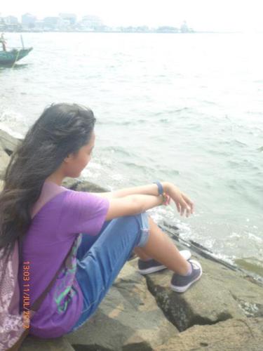 SyaninditaAG's profile picture. I just want to be the best for all people | ♥mother♥ | be your self | best sister @rsalsabilla |♥always be happy w/ cimi☺ | part of 71•84•96 | Allah is my GOD |