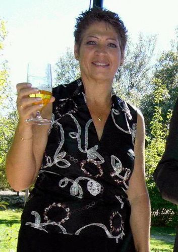 lucyed48's profile picture. 