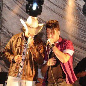 Twitter oficial da dupla Johpper e Luan , atualizado pelos própios , saiba mais em :http://t.co/BjBIZMCHeH 
Contatos: (64)3623-9089 (64)9270-0874