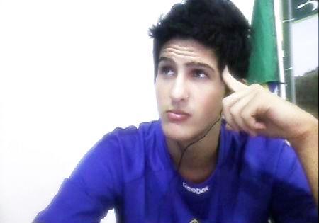 http://t.co/gLzA7OTF

Olhem o blog ai por favor galera  ((:  uma forcinha ae