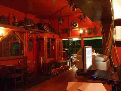 oasislatinjazz's profile picture. latin & jaz bar