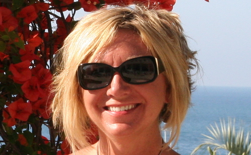 Former Leader in Corporate Americia who is now self employed and loving life! I help small biz owners & individuals qualify for affordable health coverage