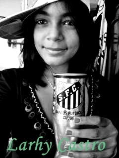 Com aba reta me sinto uma princesa, afinal quem não se sente é a vida , vivendo a vida tentando ser feliz , se não gostou nada eu posso fazer por você néééh ^^