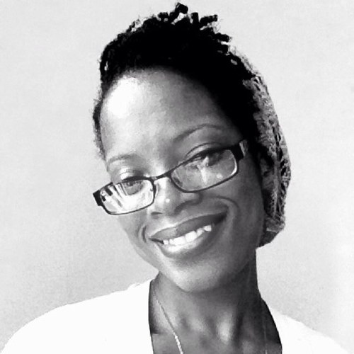 LisaBPhoto's profile picture. Photographer who has a soft spot for love and music and who lives to capture both!