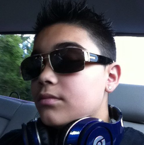 whats up i am in houston and i am 14 
fukin single bitchs