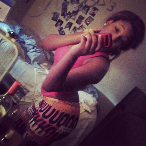 Just DOING ME`! #TeamMeekMill ,#TeamSongz,#TeamIdgaf!!! , #TeamMMG, #TeamYMCMB, #TeamBreezy, #TeamDrizzyDrake, #TeamFollowBackk