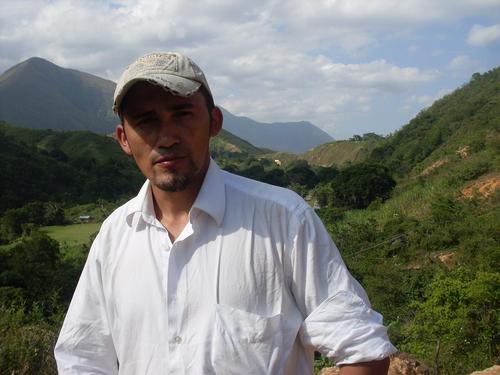 walterarizaw's profile picture. 