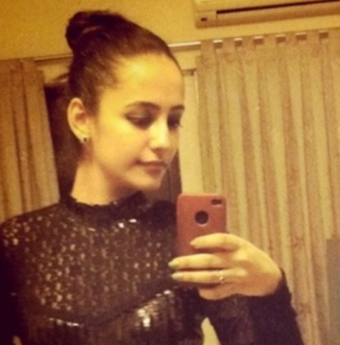 myra_mart's profile picture. 