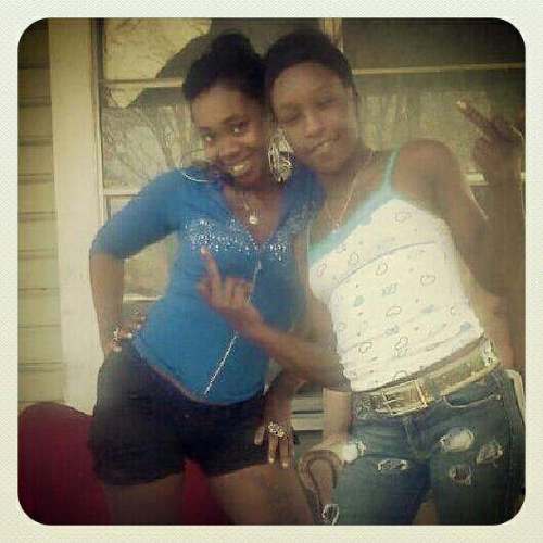 livin life to da fullest;;wit no worries!!#flawleSs#luvin my babies m.j,,cartasia,,ly'mya &nd lil al