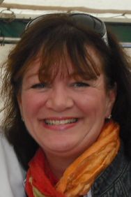 Personal Chef who loves to source, cook and eat delicious food; makes Cumberland Rum Nicky and enjoys tasting teas from around the world.