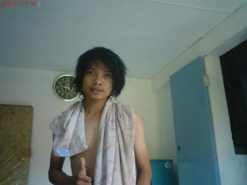 aKu DamBakaN sE0rAng Gadis Yg sdErHanA...
Aku ini Hny aNk sIngKonG..