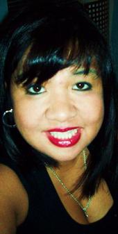 AmieAqui's profile picture. Addicted to what other people are up to...living through all of them since all I do is work!!!