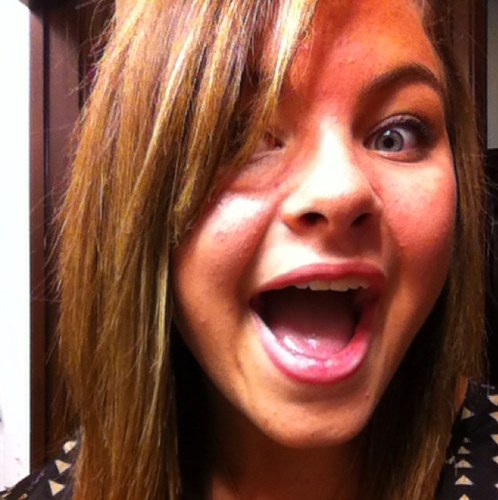 maciramermusic's profile picture. Let your past make you better, not bitter Psalm 33.3 ❤