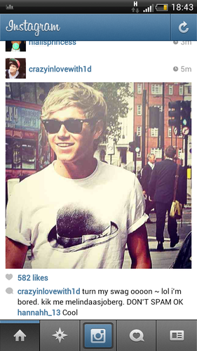 ..1/Directioners. Feeling lucky ; ) Love banter... Met Harry. I ALWAYS FOLLOW BACK. -Andy Samuels&Gabby Follows.