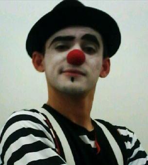 Mímico, Palhaço, Improvisador e integrante do grupo  Cia. de Humor os Mímicos da Alegria @Os_Mimicos
