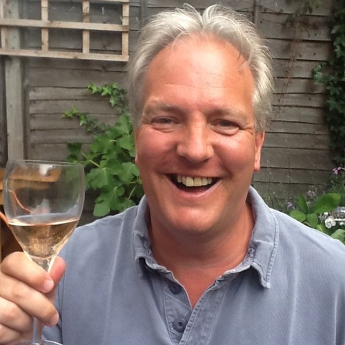 MBLG111's profile picture. colonel Pinksters foot soldier!