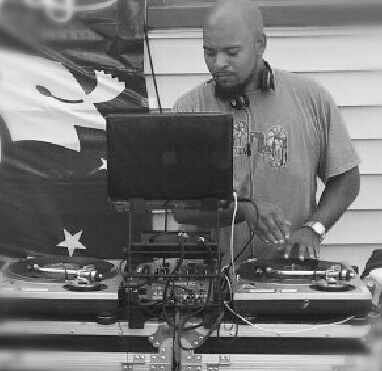 MoonMan_313's profile picture. The people, they call me Moon (Ronnie Moon) I'm an 80's baby with a old soul. Contact: djmoon313@gmail.com