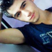 18 anos, Rock in Roll, signo escorpiao,  é noiz .