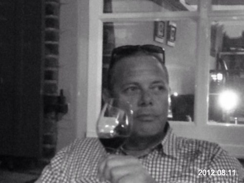 vinnie811's profile picture. 