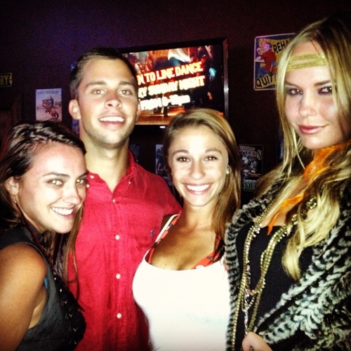 Stevie_West's profile picture. Charleston🌴