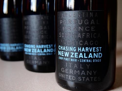 After chasing harvest through 5 continents, 8 countries and 32 vintages, Chicago natives Mike & Jenn Kush handcraft unique wines from New Zealand and Portugal.