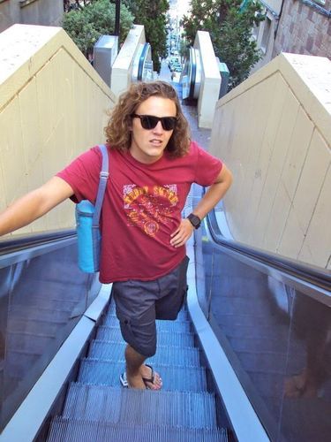 LeoFlourac's profile picture. Basketball fan!