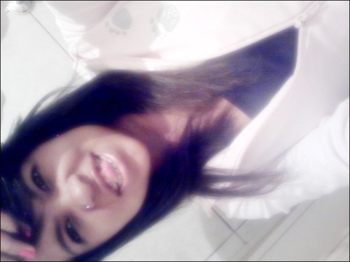 EllÁ é profissiooonal, EllÁ tti deiixÁ maluuco, ♪ Eu sigo o meu caminho && faço o Q. me der #_vontade ;]]* simpaticÁ  & sempre #chave  ֆֆ