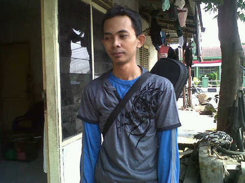 Suunoir's profile picture. Hidup akan terasa berwarna jika kau bersama temanmu... So, what color are you?