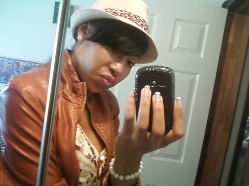 Namess_Neisha2x's profile picture. [NLove With Music] Music Keeps Me Going.. Here For My Sister (R.I.P) Enough Said #FollowMe