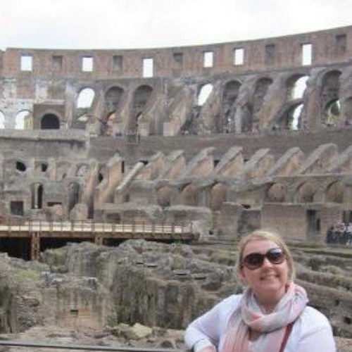 HayleyLougher's profile picture. 