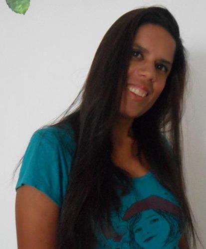 Sou uma pessoa mto observadora,e aprendi uma coisa A Qualidade do Vencedor é Nunca Desistir.