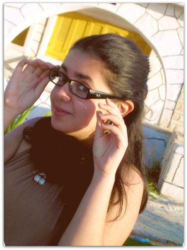 Sohayla Ahmed (A)
16 Years Old And Living At Alexandria  ;)
Don't Think That U Want To Know More About Me! .. Just Follow And I'll Follow You Back xD