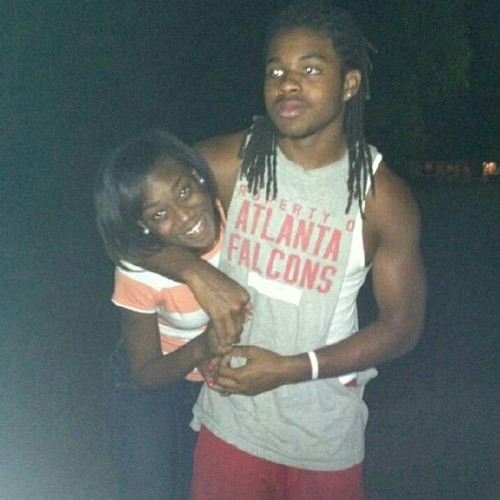 #C/O2013 I live in yo backfield! Follow me, I follow back.. @KissMeGently_ is my BEAUTIFUL ole lady,, follow her! #RealNigga #TeamHeat •5/19/12•(Best Day Ever)