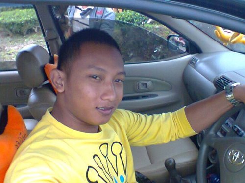 Kamu BOHONG pun aq percaya kok......!!!!!!!!!!!!
Namanya juga CINTA !!!!!!!!!!!!!!!!!!!!!!!