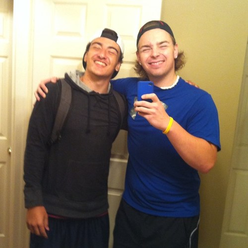 MrBigDealJeff38's profile picture. Growin Flow & Smokin Dro..... Badest brawds from mars, pool full of liqueur & we dive in. Now thats the life...