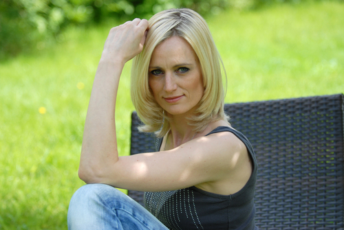 JWS Media:Jeannine:Entertainerin-Songwriterin: JWS Media :Konzert-Veranstaltung: Künstler Management: Album Nahaufnahme JWS Media Records Germany 53229 Bonn