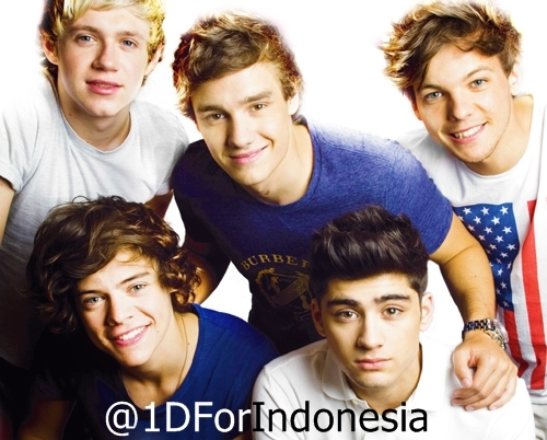 5 lads+one dream+one band ♥ONE DIRECTION♥
  If you follow, thank you and we love you! #1DFamily :-) xx