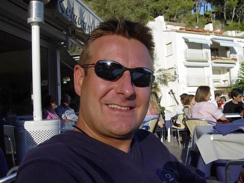 Product Marketing Manager (ERP) who also likes: Road cycling, scuba diving, underwater photography, BBQs