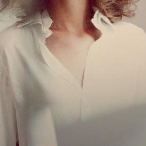 ShiroShirt's profile picture. もう少し好きなように生きてやろうかなと、自分と相談中。 “Ladies, don’t let anybody tell you you’re ever past your prime.” — Michelle Yoah | 『自分の感受性くらい 自分で守れ ばかものよ』— 茨木のり子