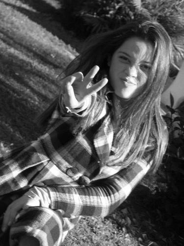 Cair, sofrer, errar, perder, se for pra me ensinar a viver, vale a pena, vale a pena ♫