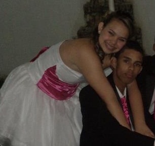 Eu amo muito o meu namorado, ele é o mais lindo do mundo.