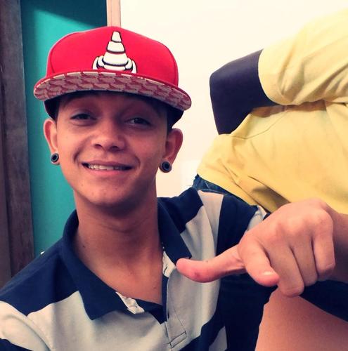 Nem todos tem a mesma sorte, então mano, acorda pra vida ♫