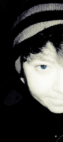 sigo quem me segue.mais deu unfollom eu dou tbm... 
(^-^)
Msn:gustavo23994@hotmail.com.br