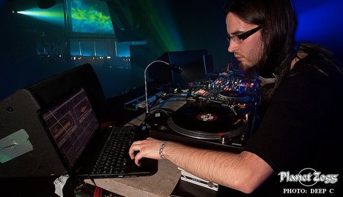 Psytrance producer & DJ. Single out NOW.